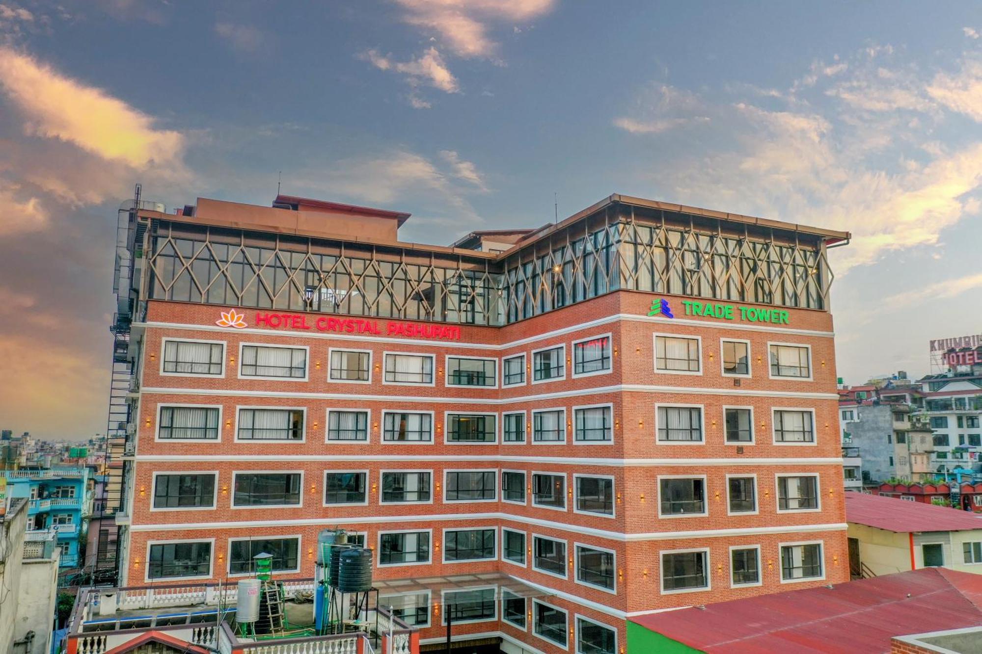 Hotel Crystal Pashupati Kathmandu Esterno foto