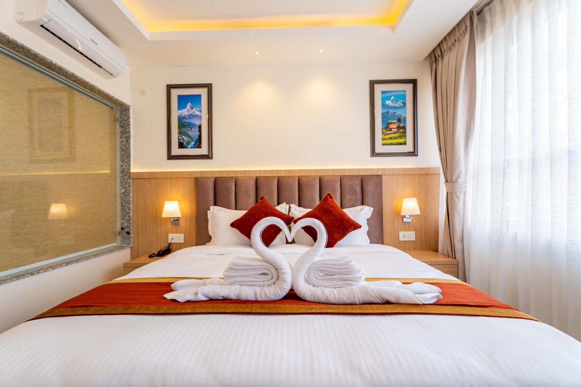 Hotel Crystal Pashupati Kathmandu Esterno foto