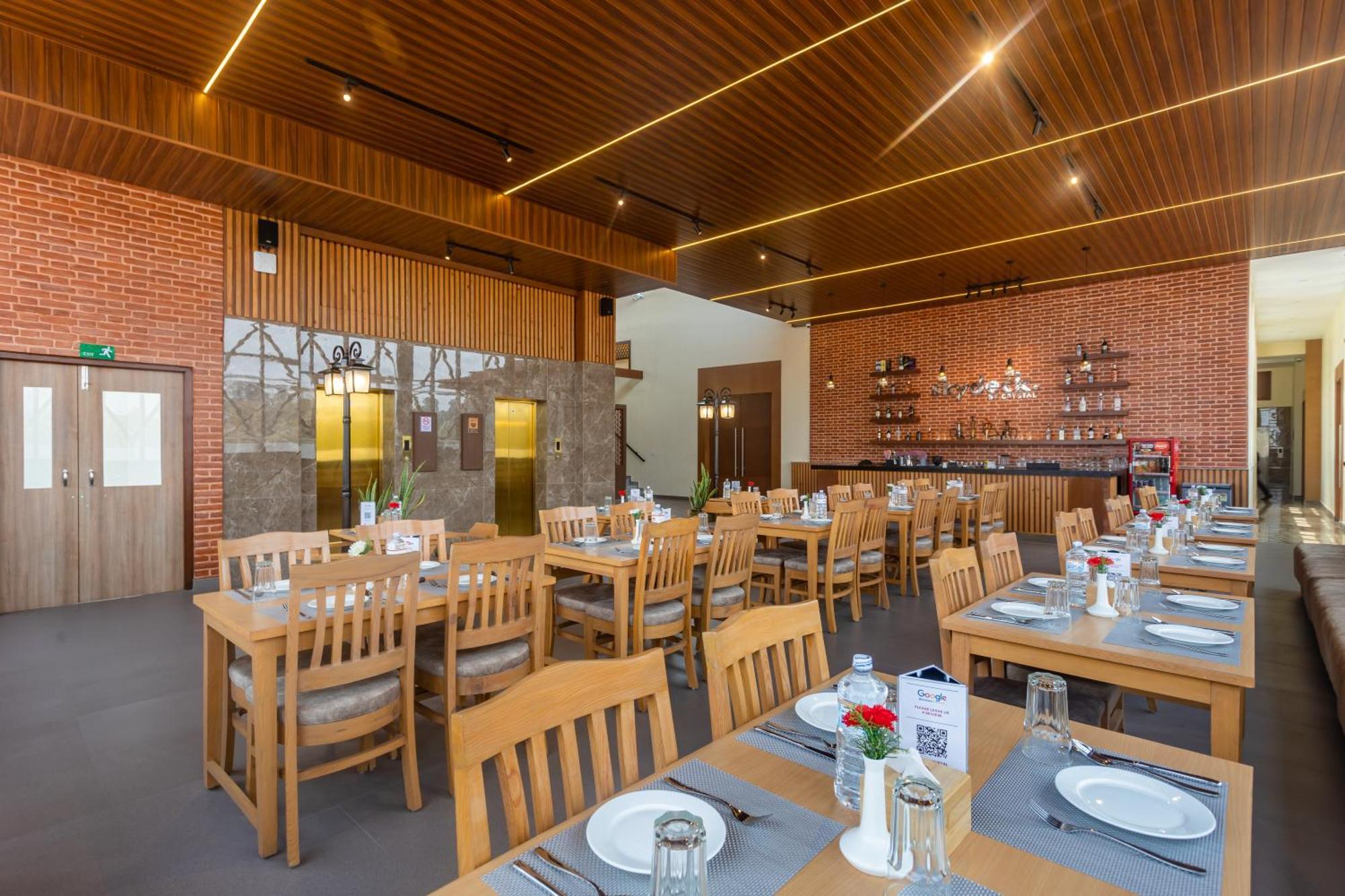 Hotel Crystal Pashupati Kathmandu Esterno foto