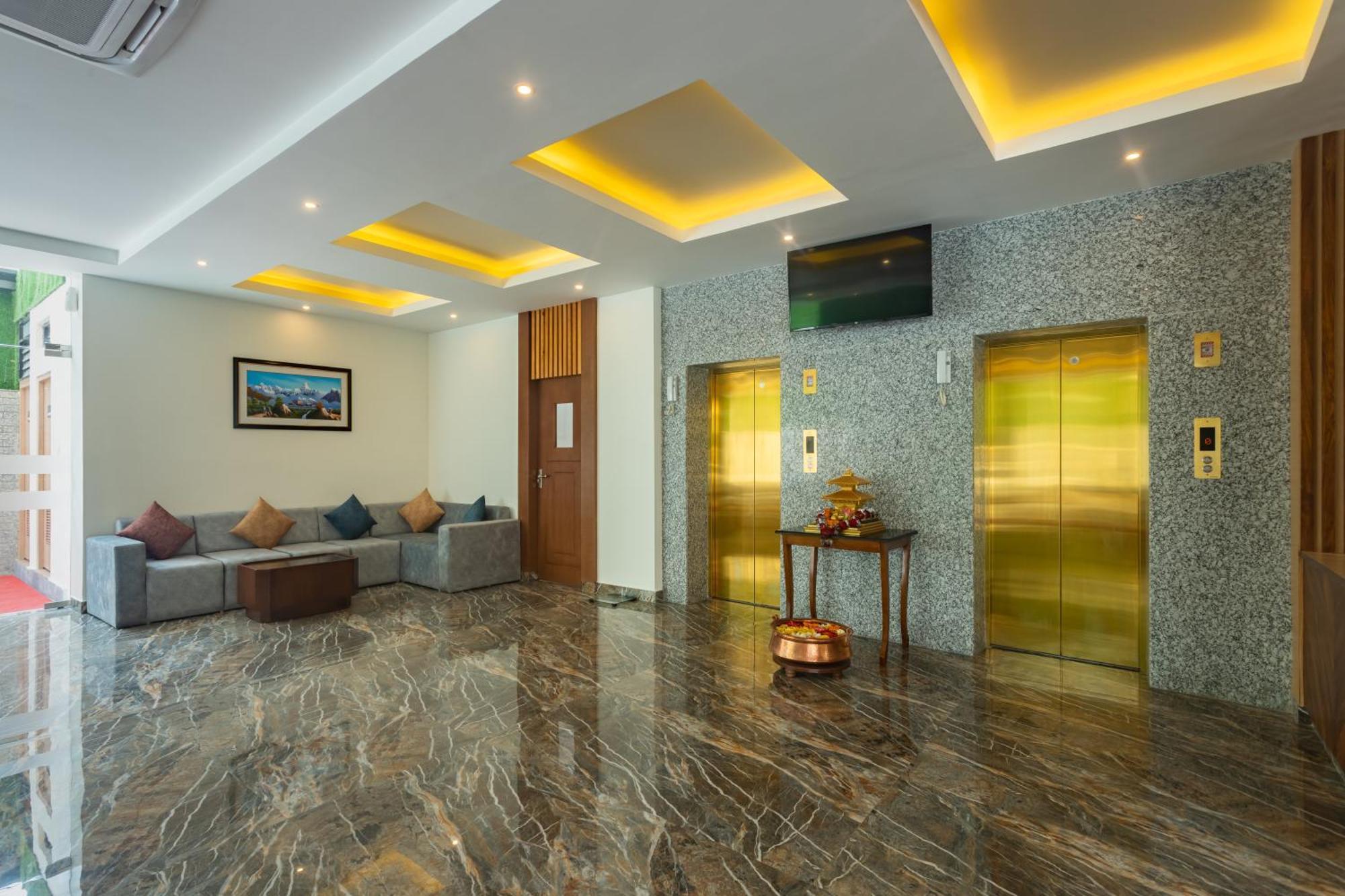 Hotel Crystal Pashupati Kathmandu Esterno foto