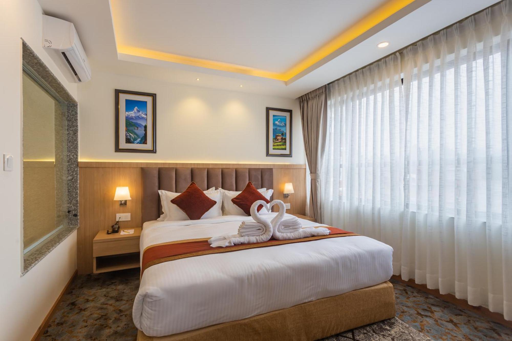 Hotel Crystal Pashupati Kathmandu Esterno foto