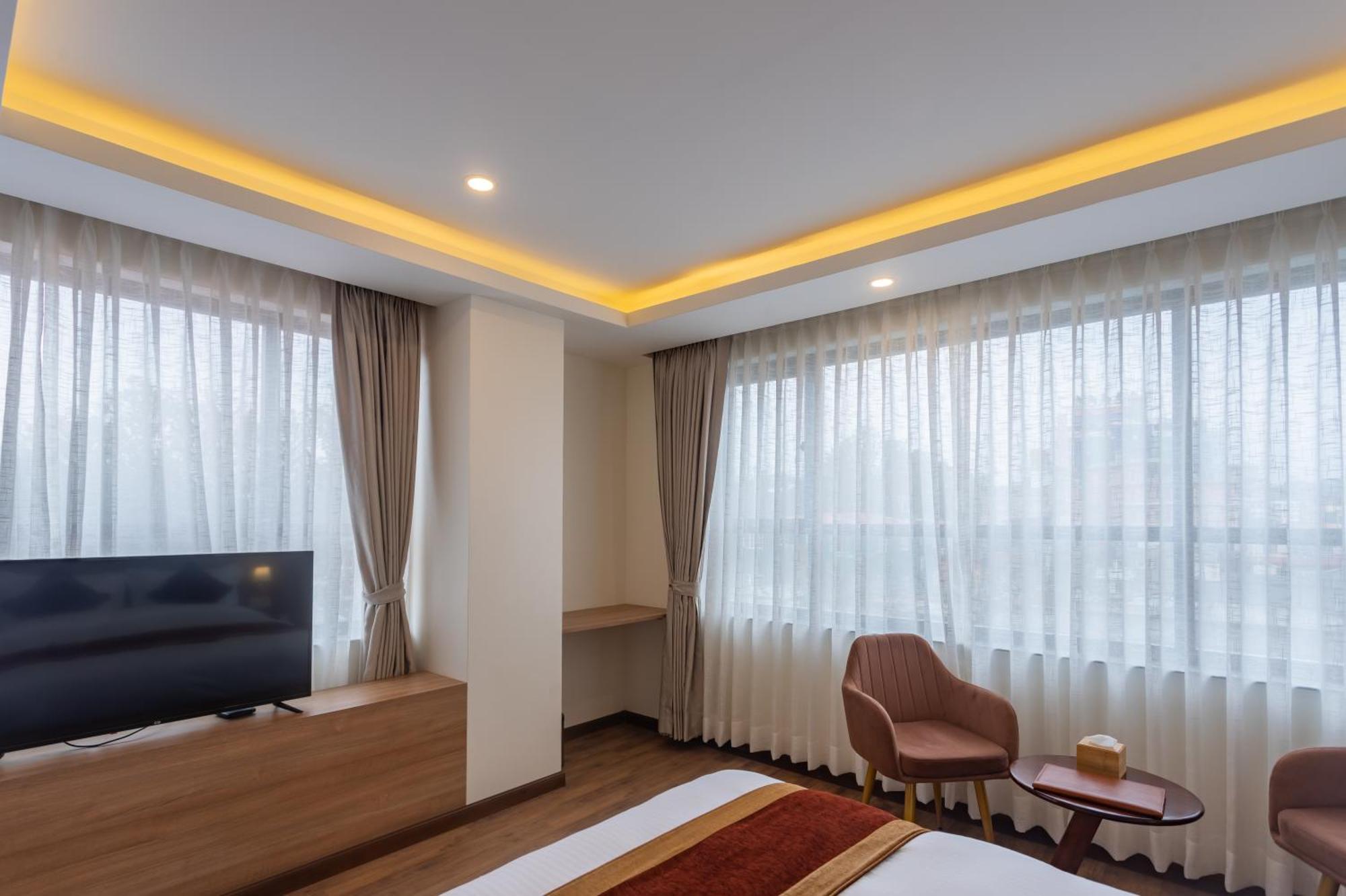 Hotel Crystal Pashupati Kathmandu Esterno foto